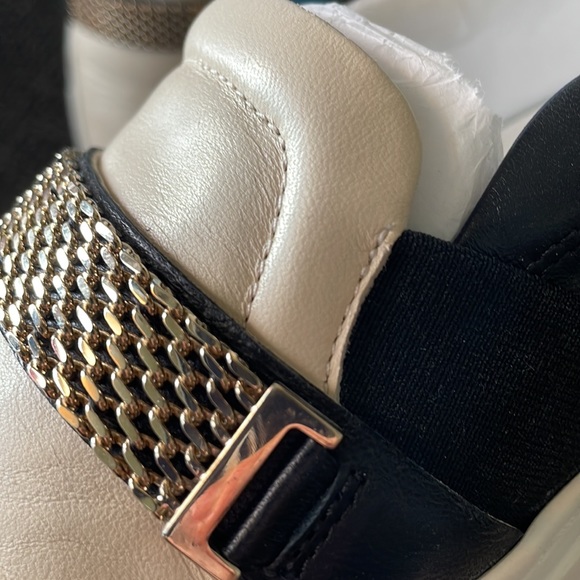 LANVIN leather cream and black shoes - Picture 5 of 8